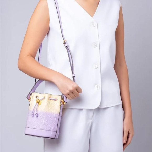Tory Burch T Monogram Drip-Dye Bucket bag with removable crossbody strap - Picture 9 of 9